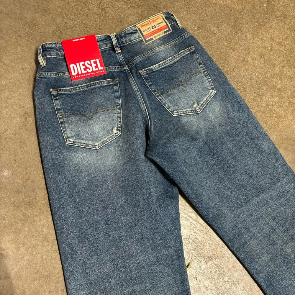 Diesel Jeans - Picture 7 of 8